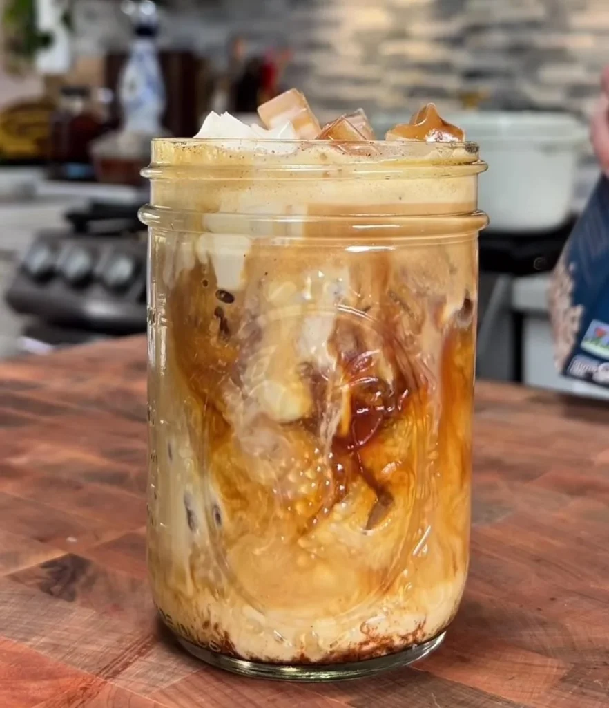 Cinnamon Roll Protein Shake
