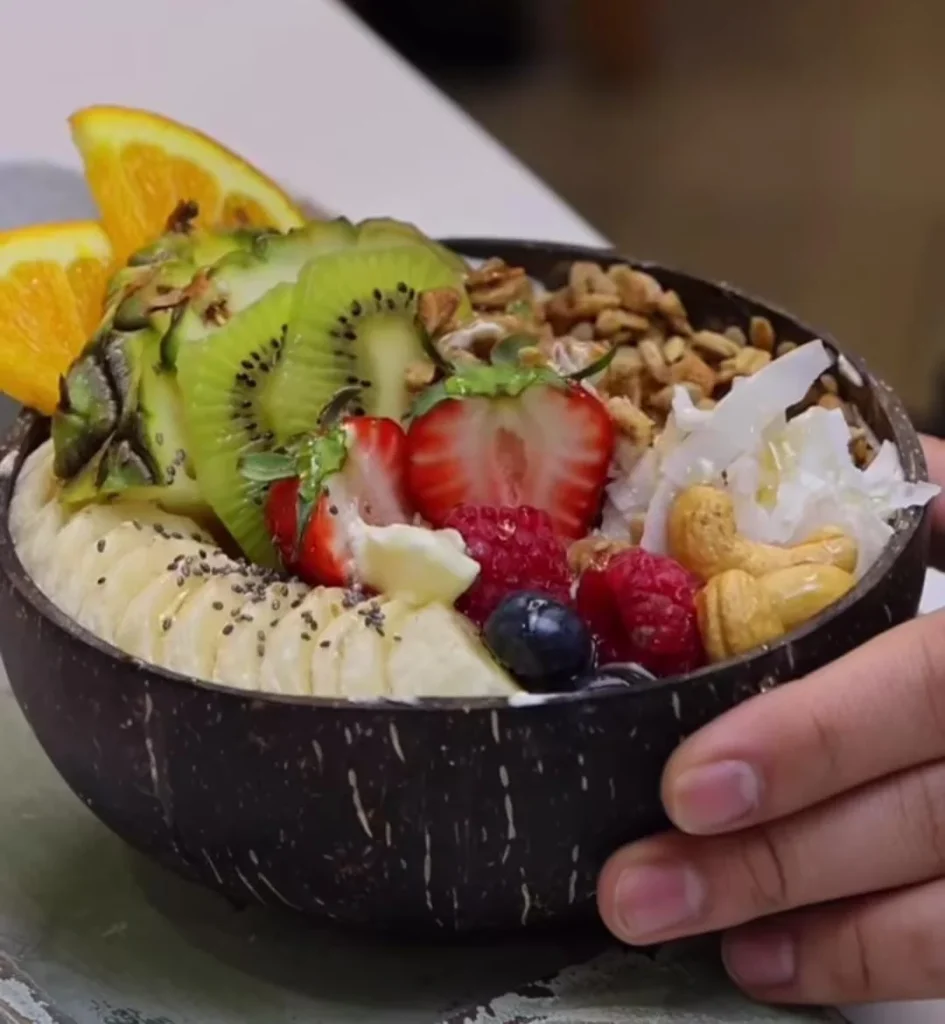 Greek Yogurt Berry Bowl