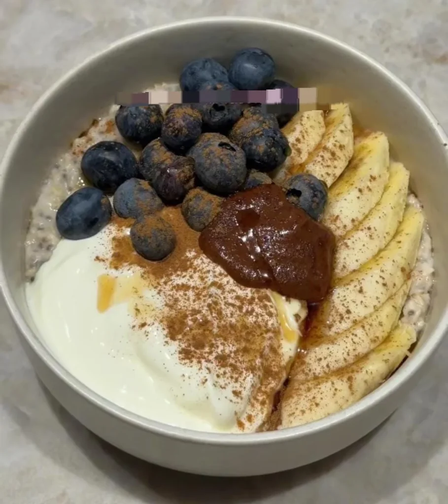 Oatmeal Bowl Budget Friendly Meals