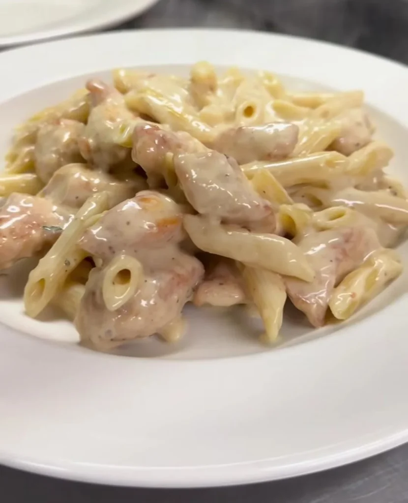 Chicken Alfredo Pasta
