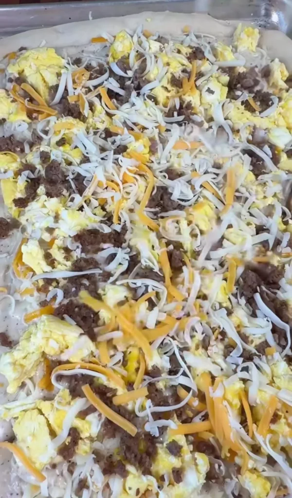 Assemble the Pizza