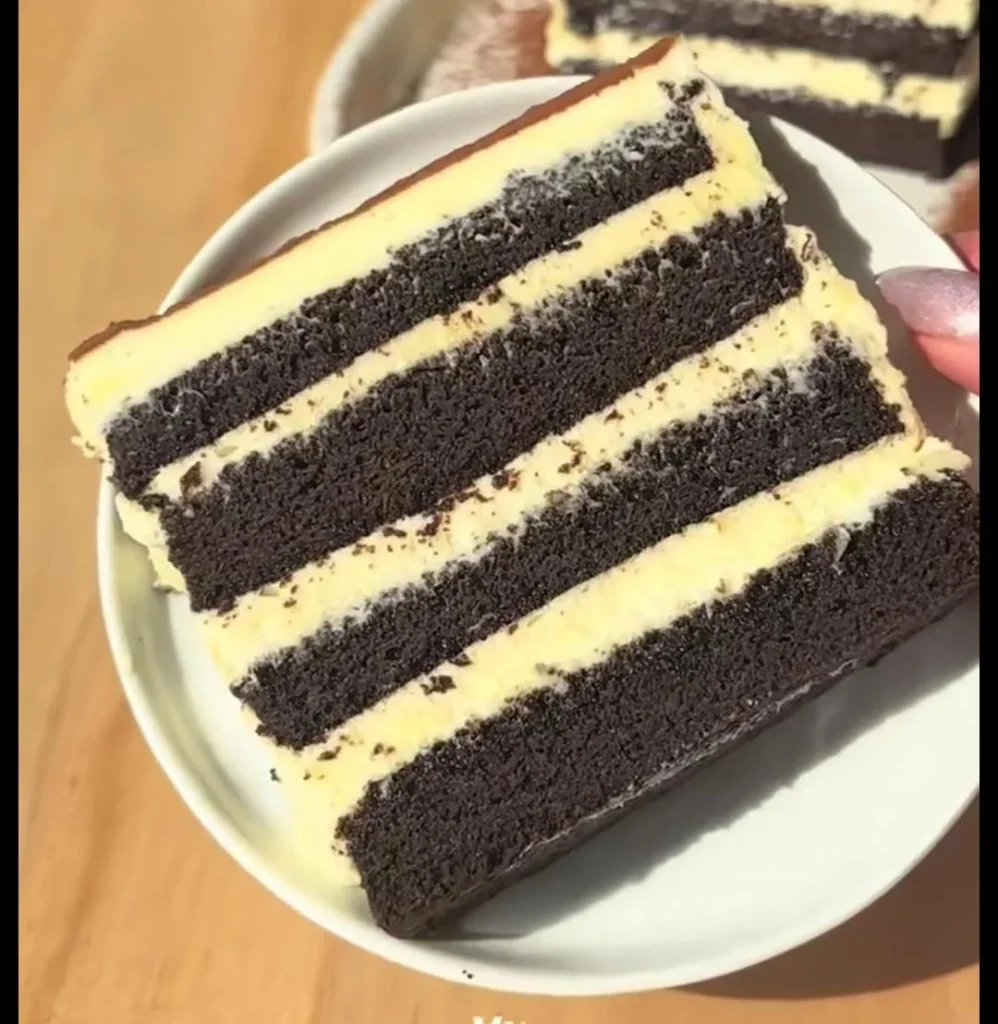 Eggless Tiramisu Cake