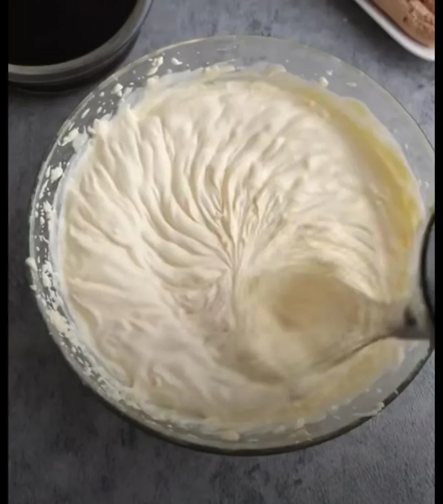 Make the Mascarpone Filling