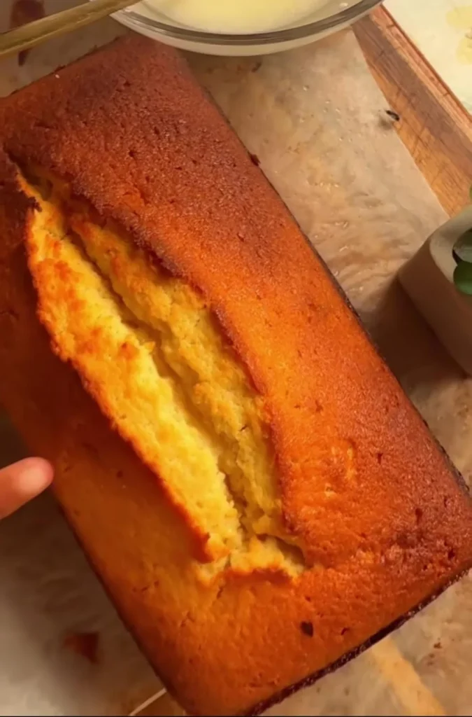 How to Make Lemon Drizzle Cake
