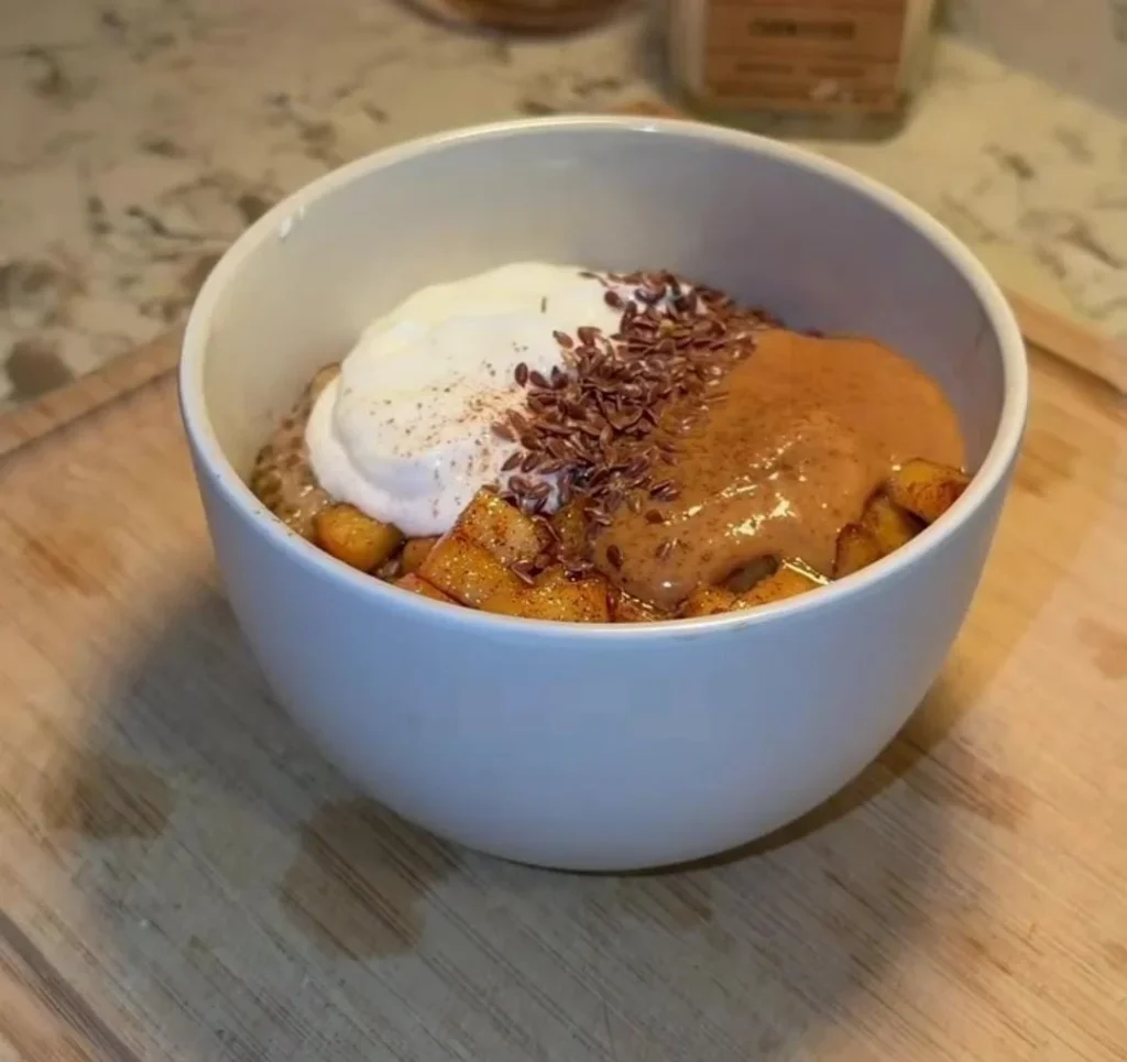 Apple Cinnamon Quinoa Porridge