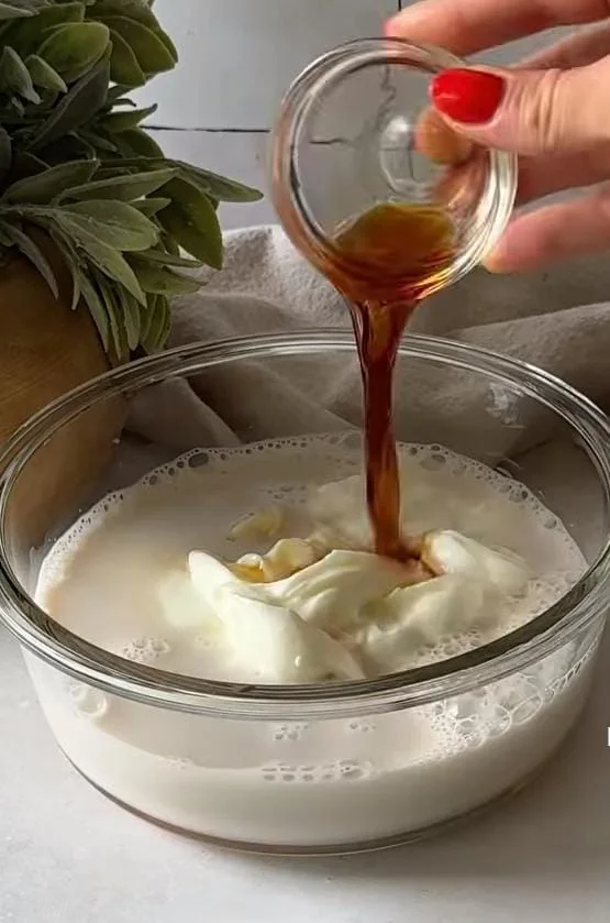 Combine the Ingredients | Vanilla Chia Seed Pudding