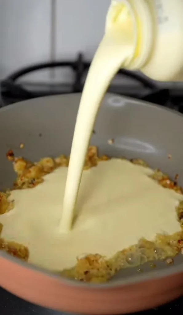 Prepare the Creamy Garlic Sauce