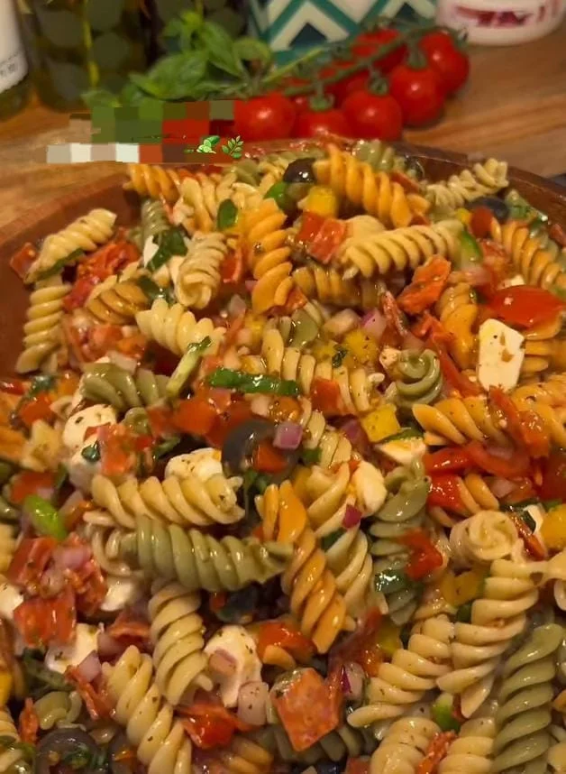 Mediterranean Italian Pasta Salad Recipe