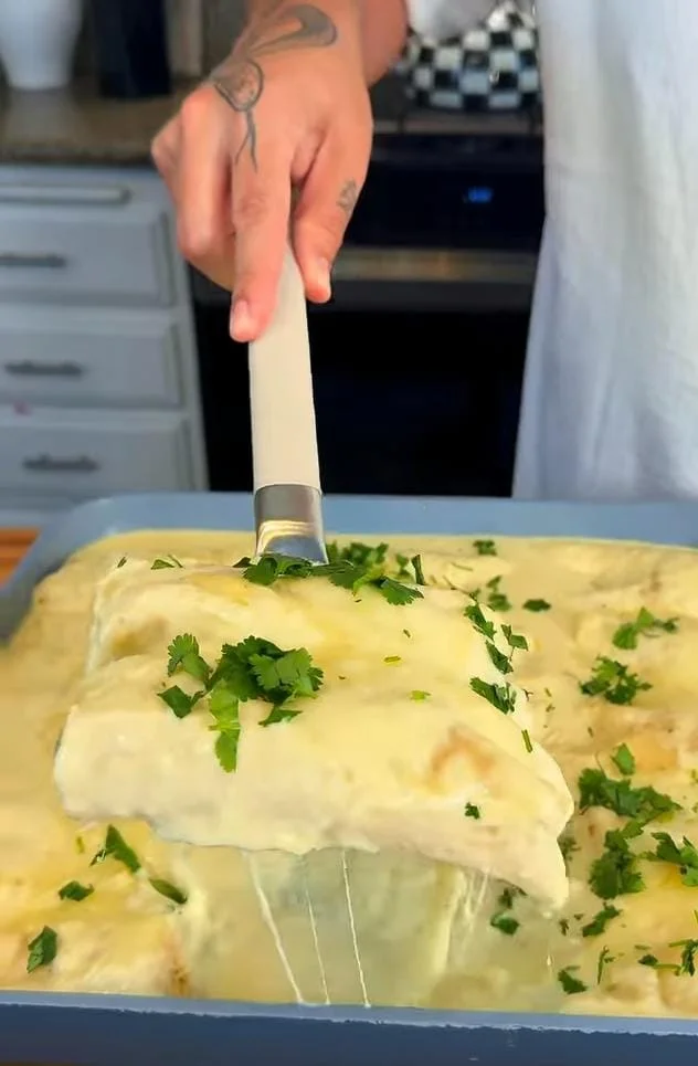 Creamy Chicken Enchiladas Recipe with Green Sauce