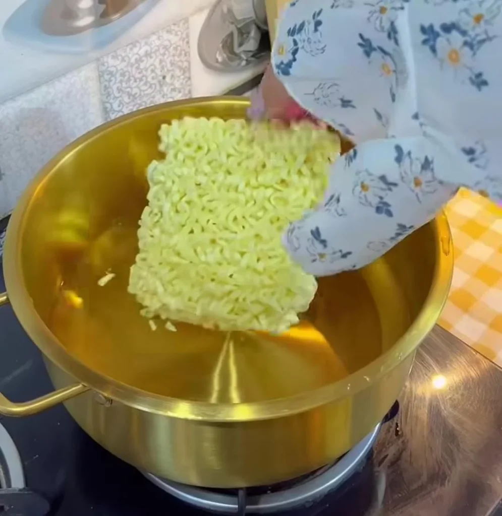 Cook the Noodles