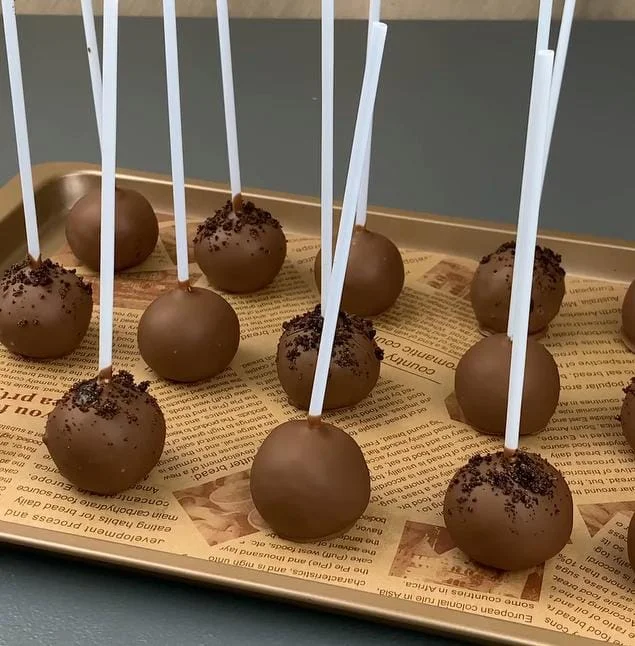 Chocolate Cake Pops Recipe