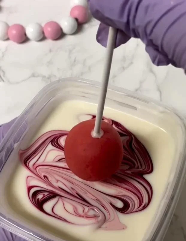 Red Velvet Cake Pops Recipe