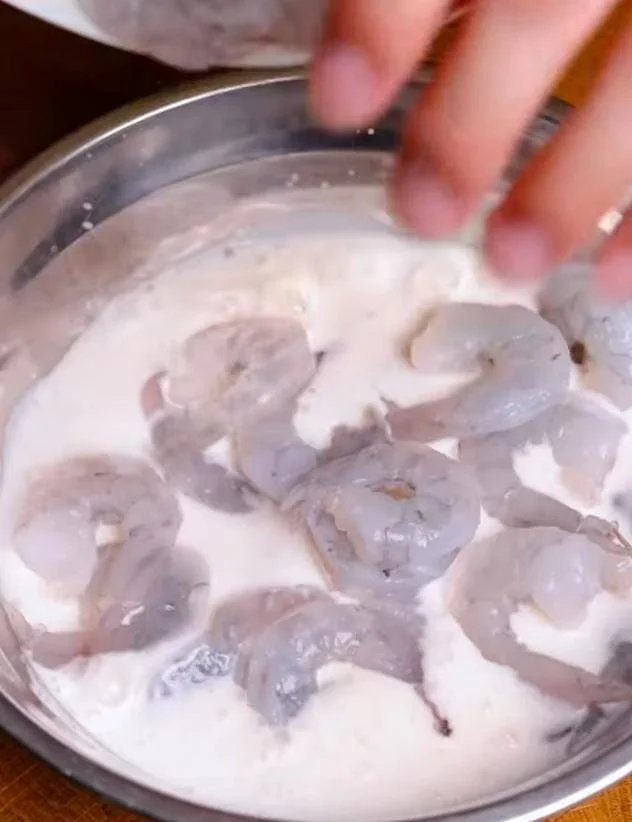 Prepare the Shrimp