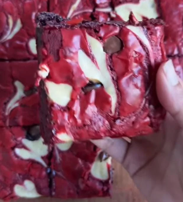 Chocolate Chip Red Velvet Cheesecake Brownies Recipe