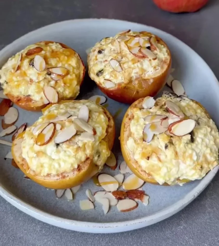 Cinnamon Raisin Baked Apples Recipe